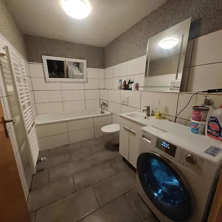 1-zimmer-apartment Fuer Bis Zu 6 Personen Mit Terrasse קרפלד