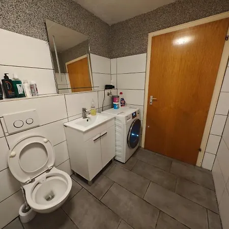 1-zimmer-apartment Fuer Bis Zu 6 Personen Mit Terrasse דירה
