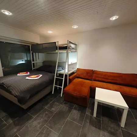 דירה 1-zimmer-apartment Fuer Bis Zu 6 Personen Mit Terrasse