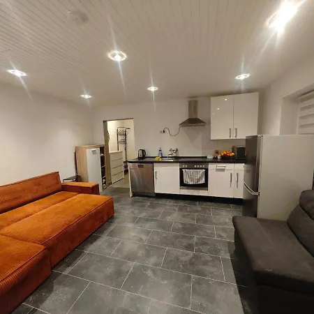 1-zimmer-apartment Fuer Bis Zu 6 Personen Mit Terrasse דירה *