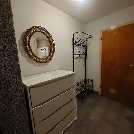 1-zimmer-apartment Fuer Bis Zu 6 Personen Mit Terrasse דירה *